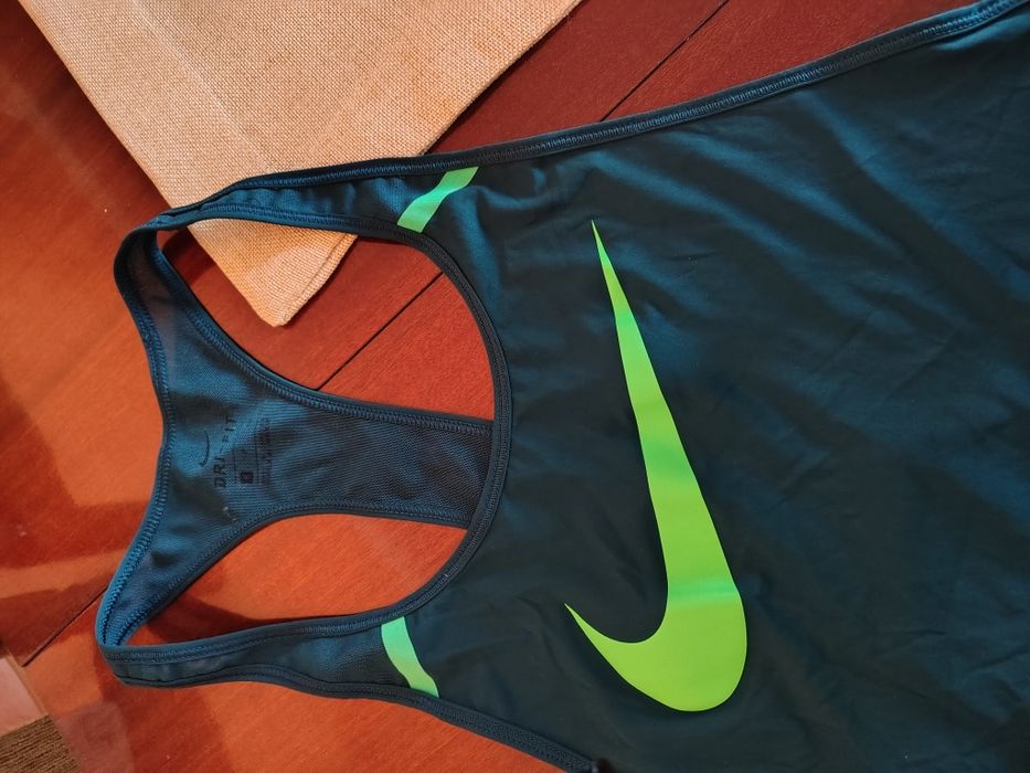Koszulka Nike na ramiączka rozmiar S,M