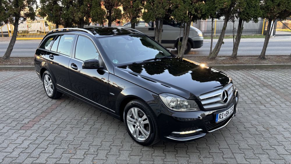 Mercedes-Benz Klasa C220CDI 170ps Automat Lift ASO do końca AVANTGARDE