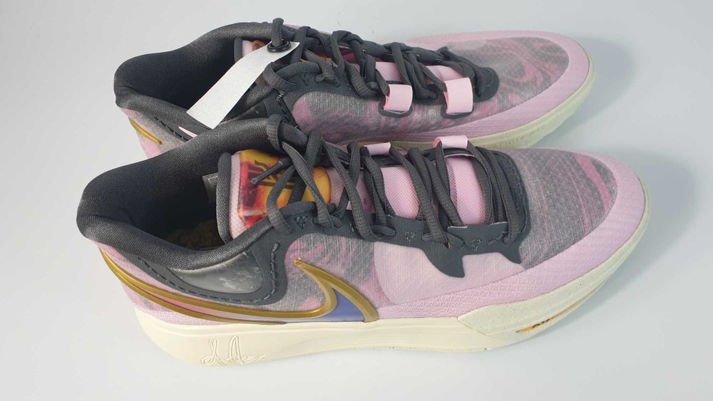 NIKE KYRIE 8 ASW Pink Foam/Multi-color rozmiar 43