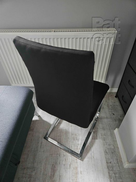 Czarne uniwersalne elastyczne pokrowce na krzesła 4 sztuki komplet