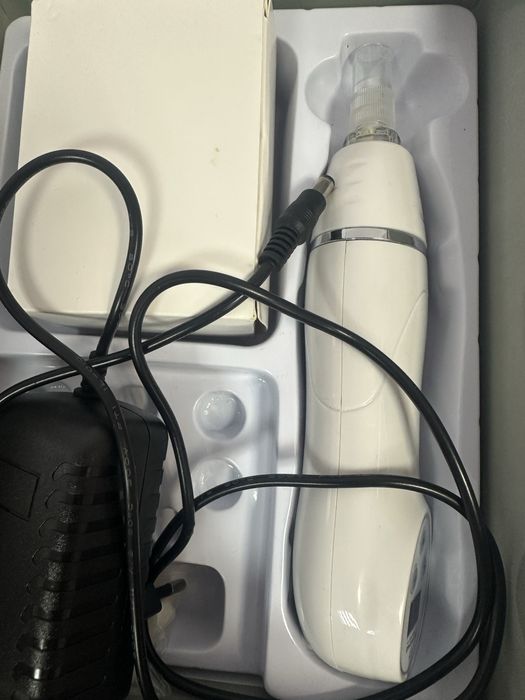 Апарат для мікробермабразії чистки обличчя