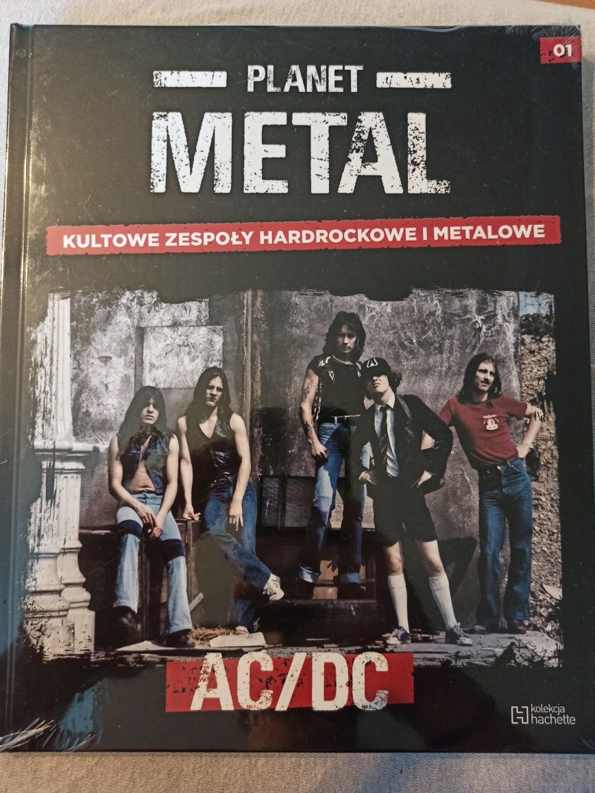 Planet metal AC/DC