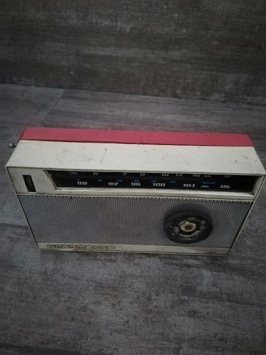 Sprzedam niemieckie radio antyk unikat Nordmende Mikrobox UKW 1963r!