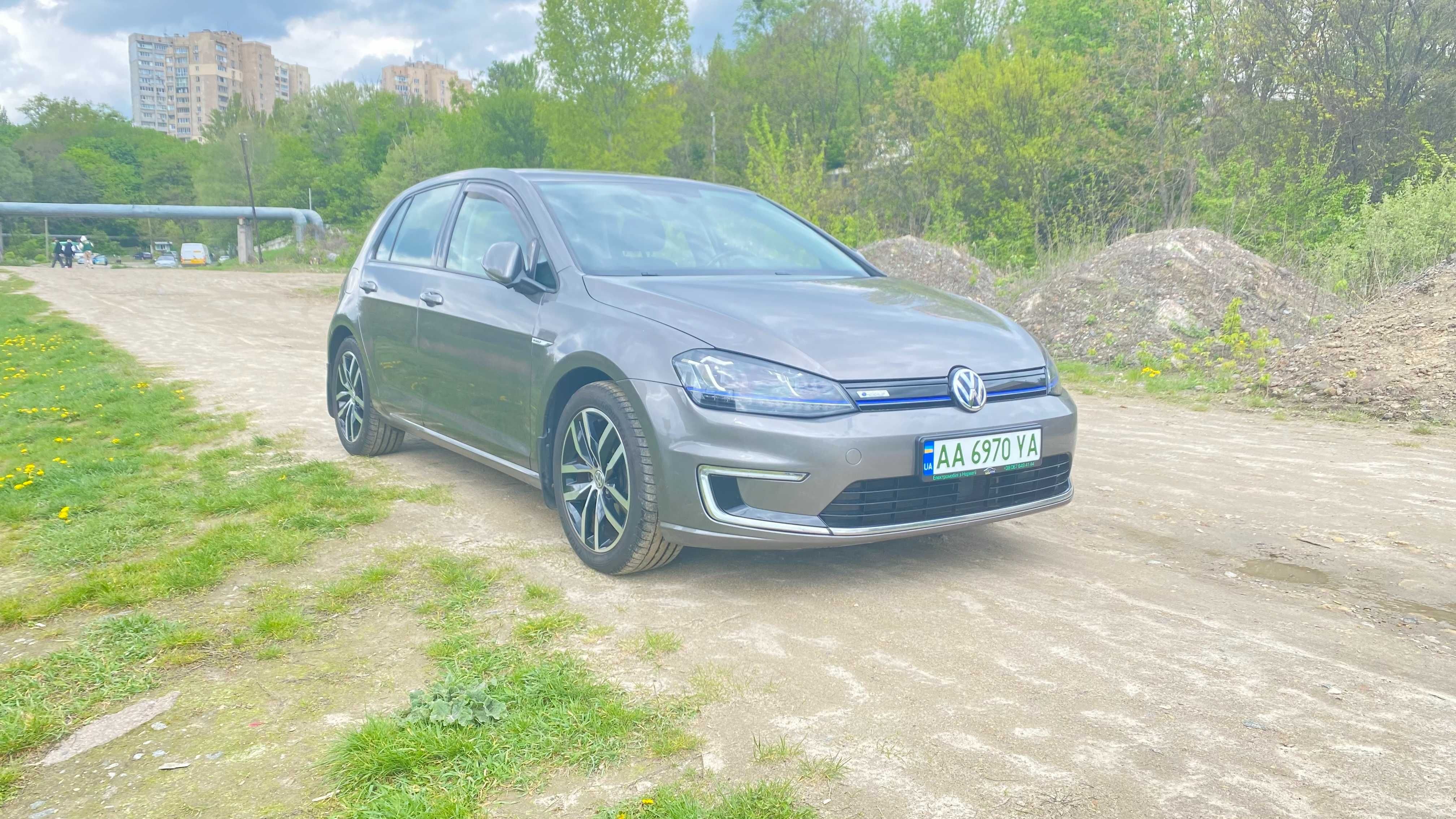 В наявності 2015 Volkswagen e-Golf Київ