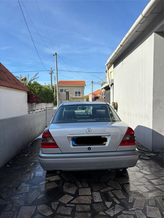 Mercedes C220 w202