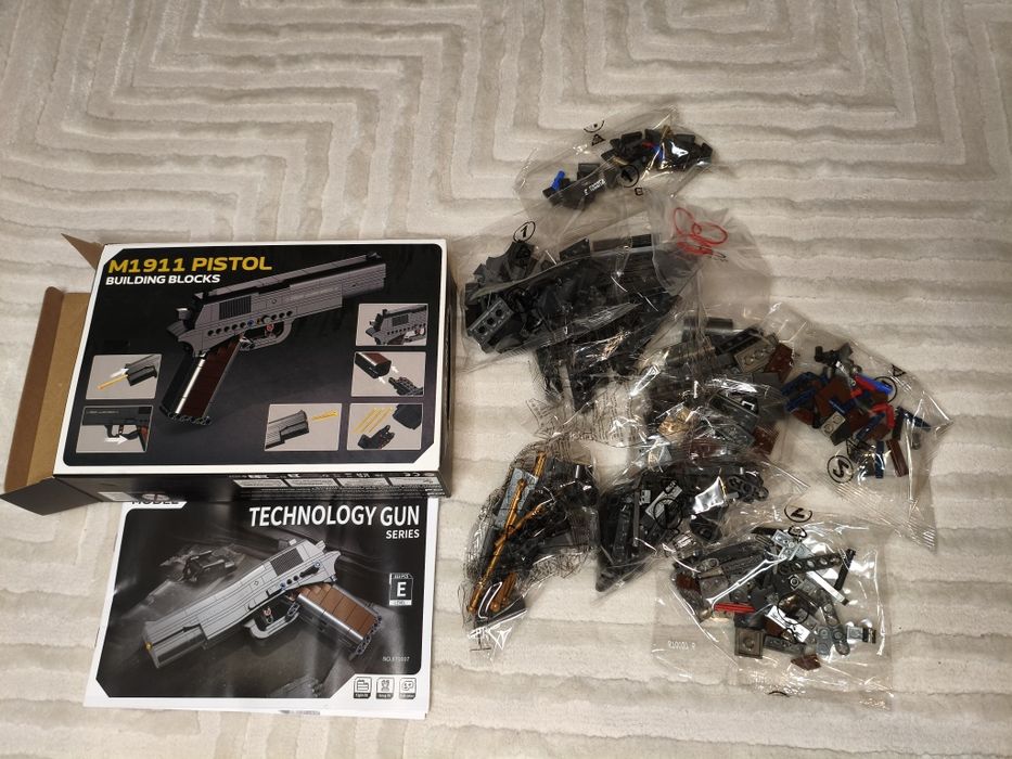 Model pistoletu M1911 – zamiennik LEGO, 333 elementy, od 8 lat
