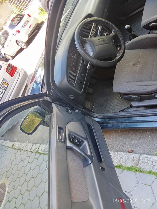 Hyundai Lantra ano 95