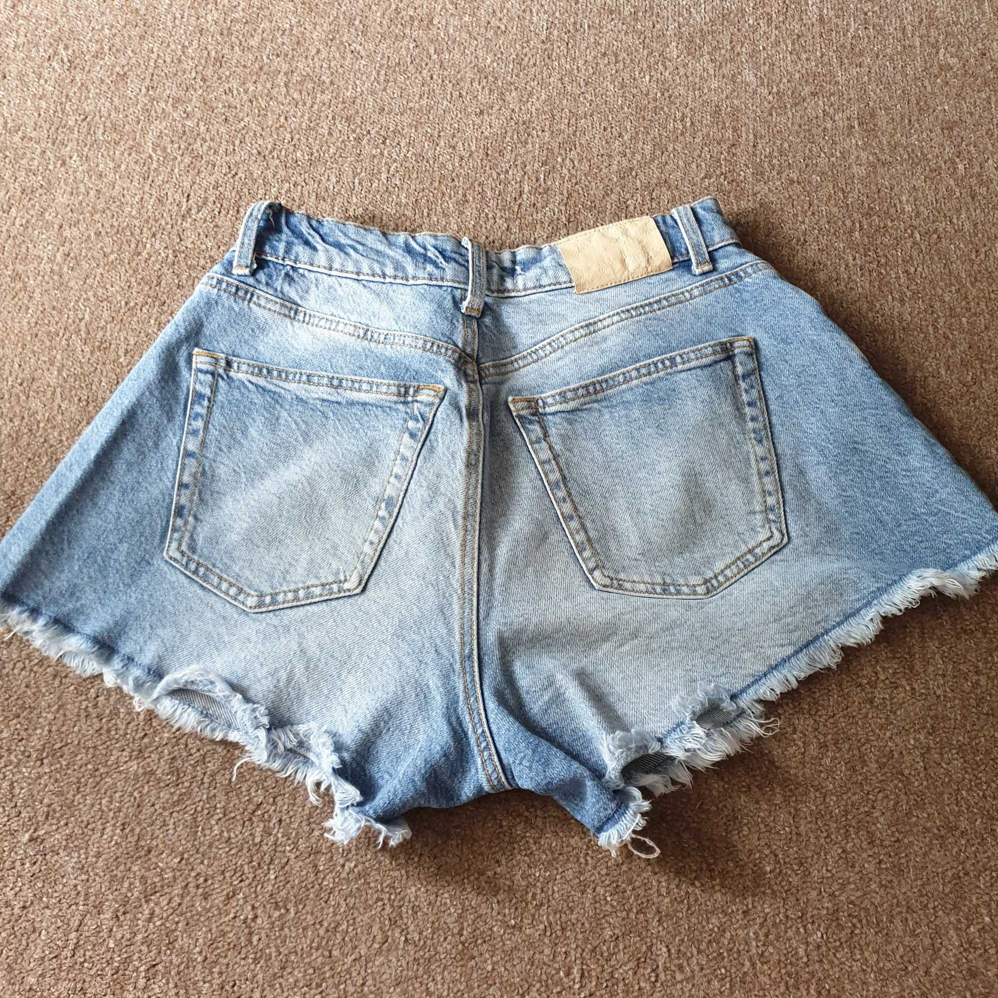 Джинсовые шорты, пиджак Zara