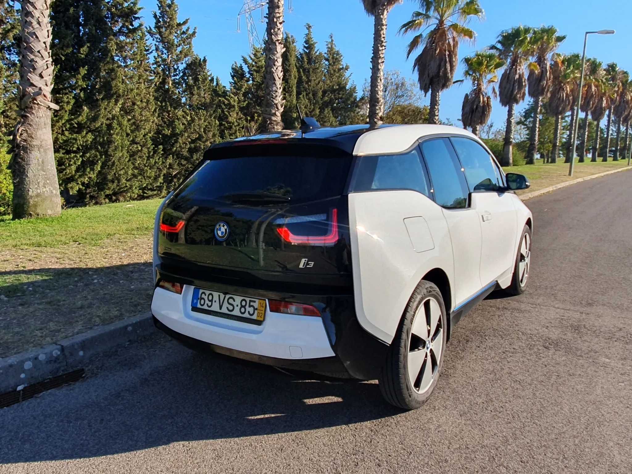 BMW i3 60Ah 170cv (menos de 2€ por cada 100km / autonomia até 150km)