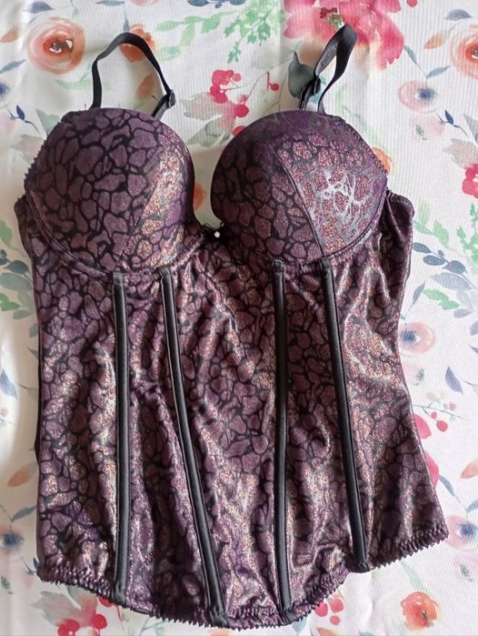 Gorset damski w rozmiarze 34