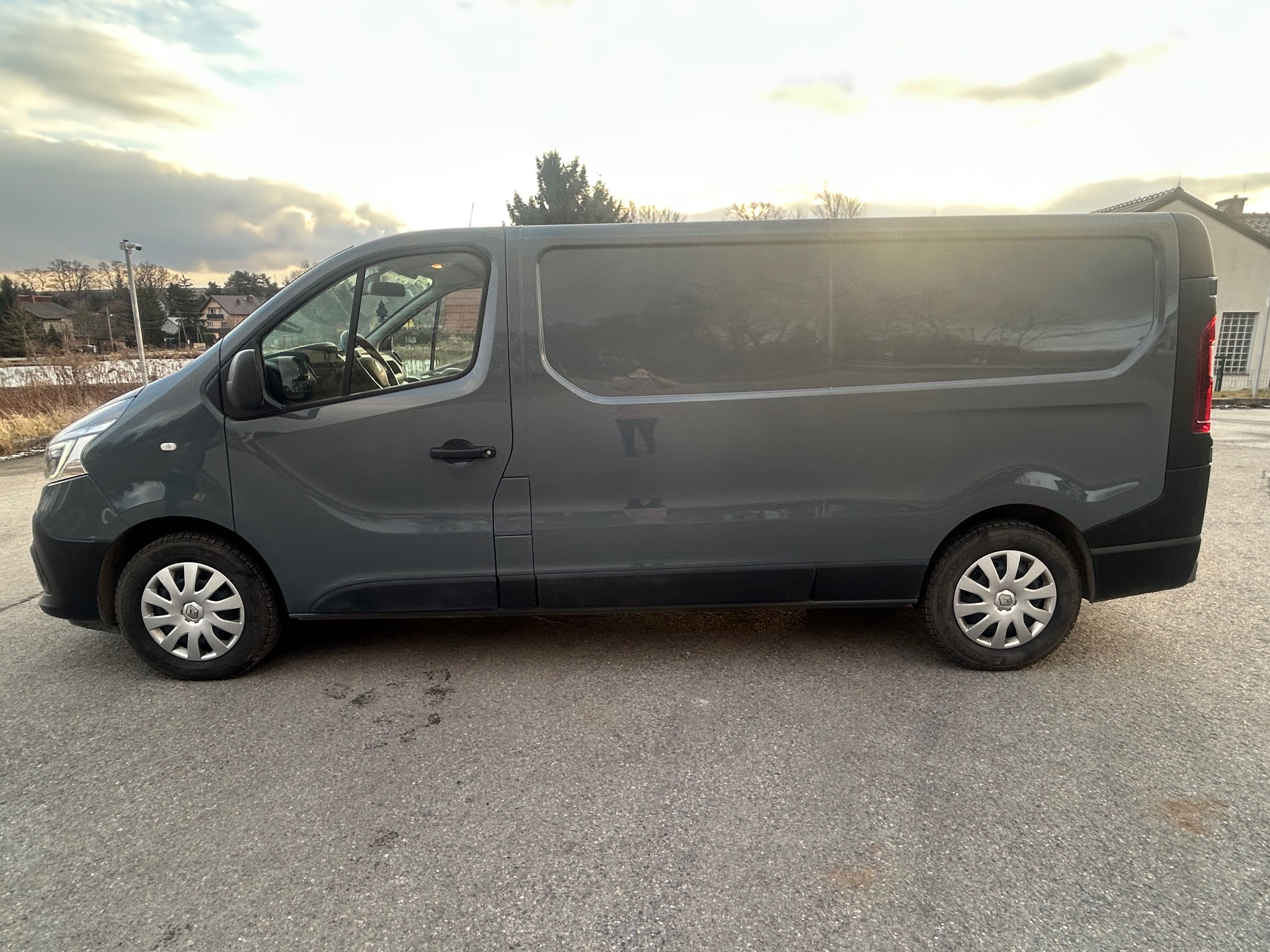 Renault Trafic L2H1