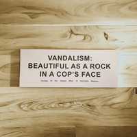Наклейка "VANDALISM"