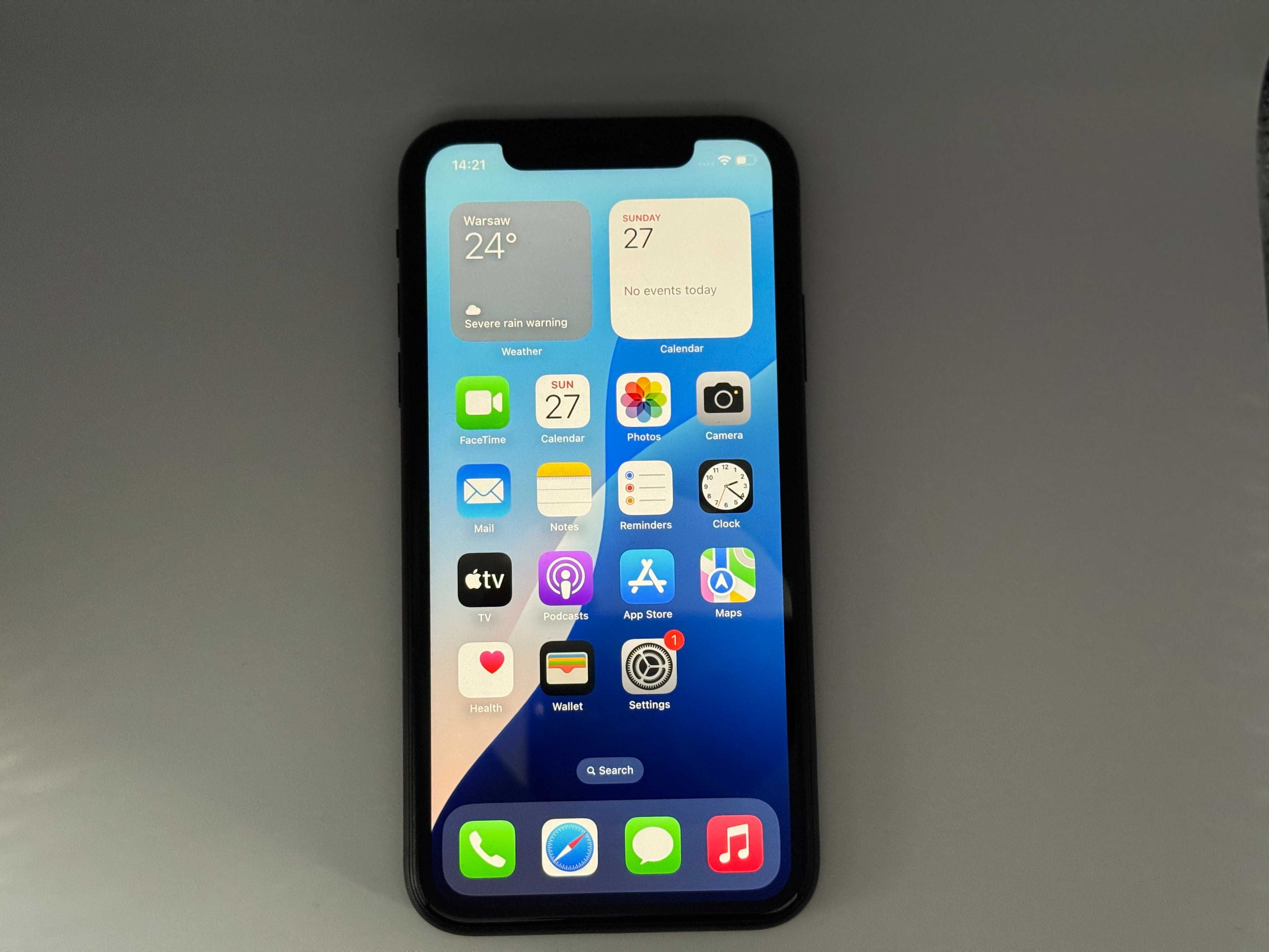 iPhone XR 64 GB - Stan bardzo dobry