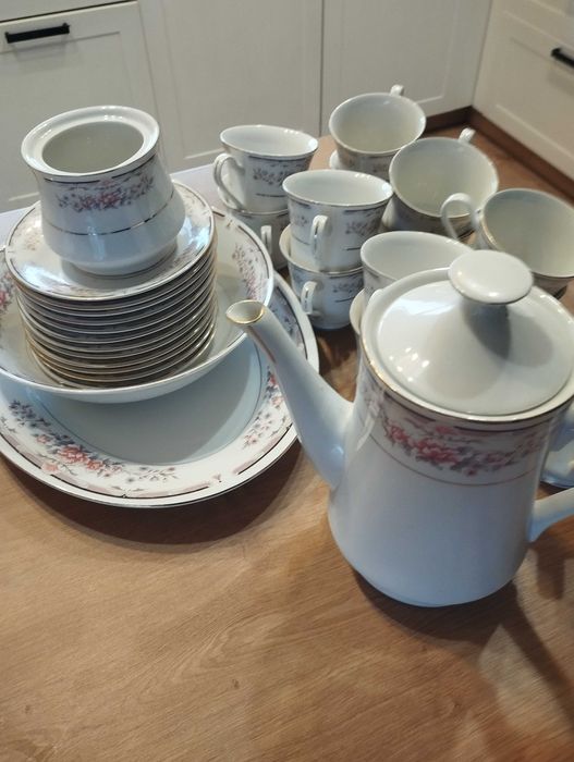 Sprzedam Zastawa stołowa