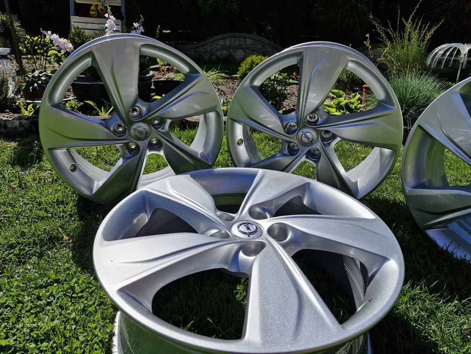 Felgi aluminiowe Oryginalne Opel 18" 5x108 Citroen Peugeot