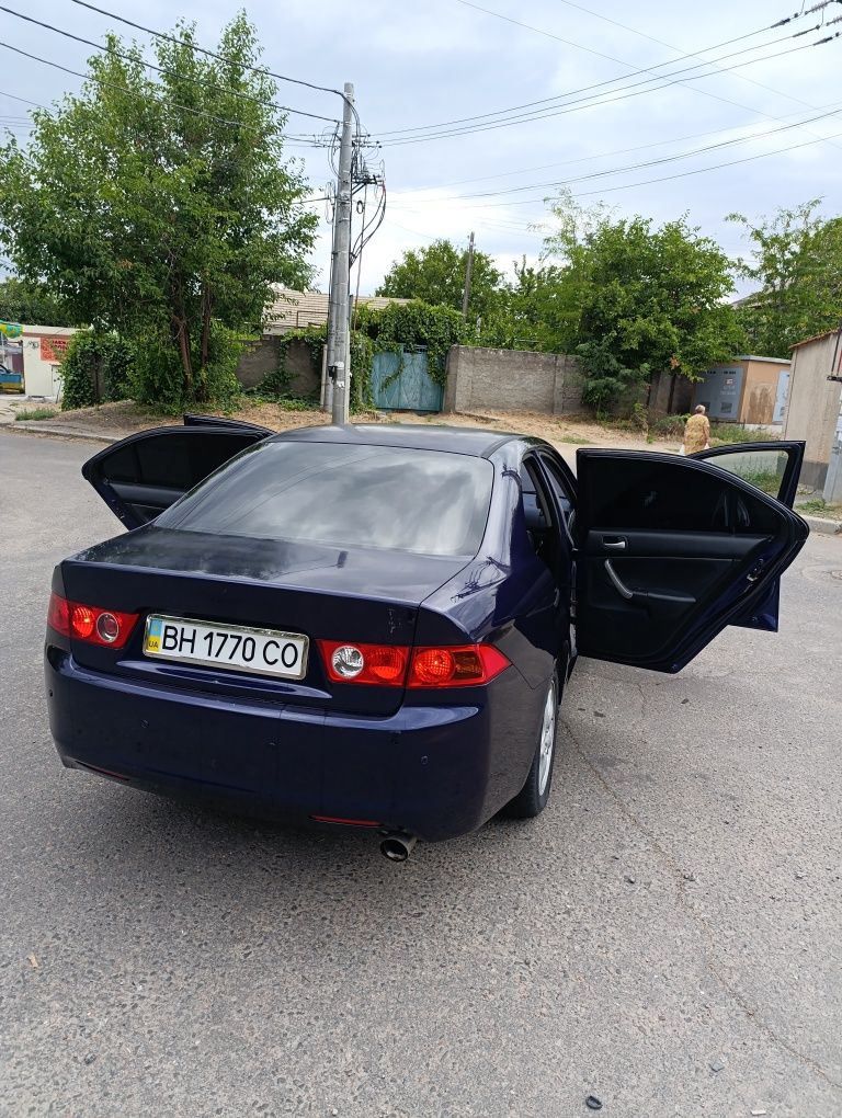 Honda Accord VII
