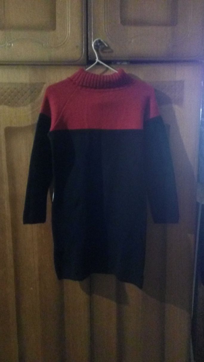 Женский свитер—туника