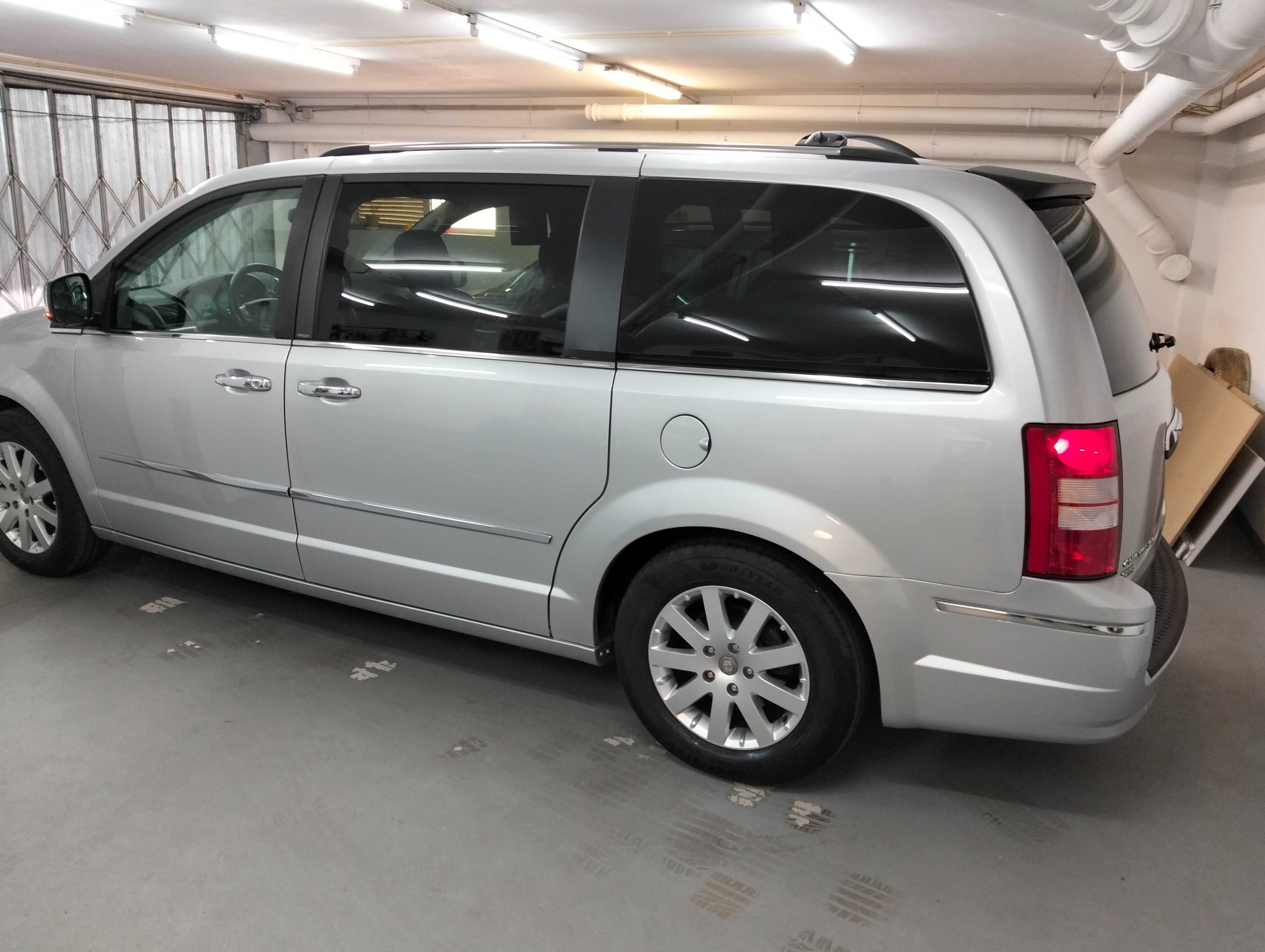 chrysler grand voyager  7 lugares CRD ATX LIMIT. STOW GO