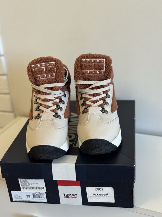 Черевики хайтопи Tommy Hilfiger 38 розмір