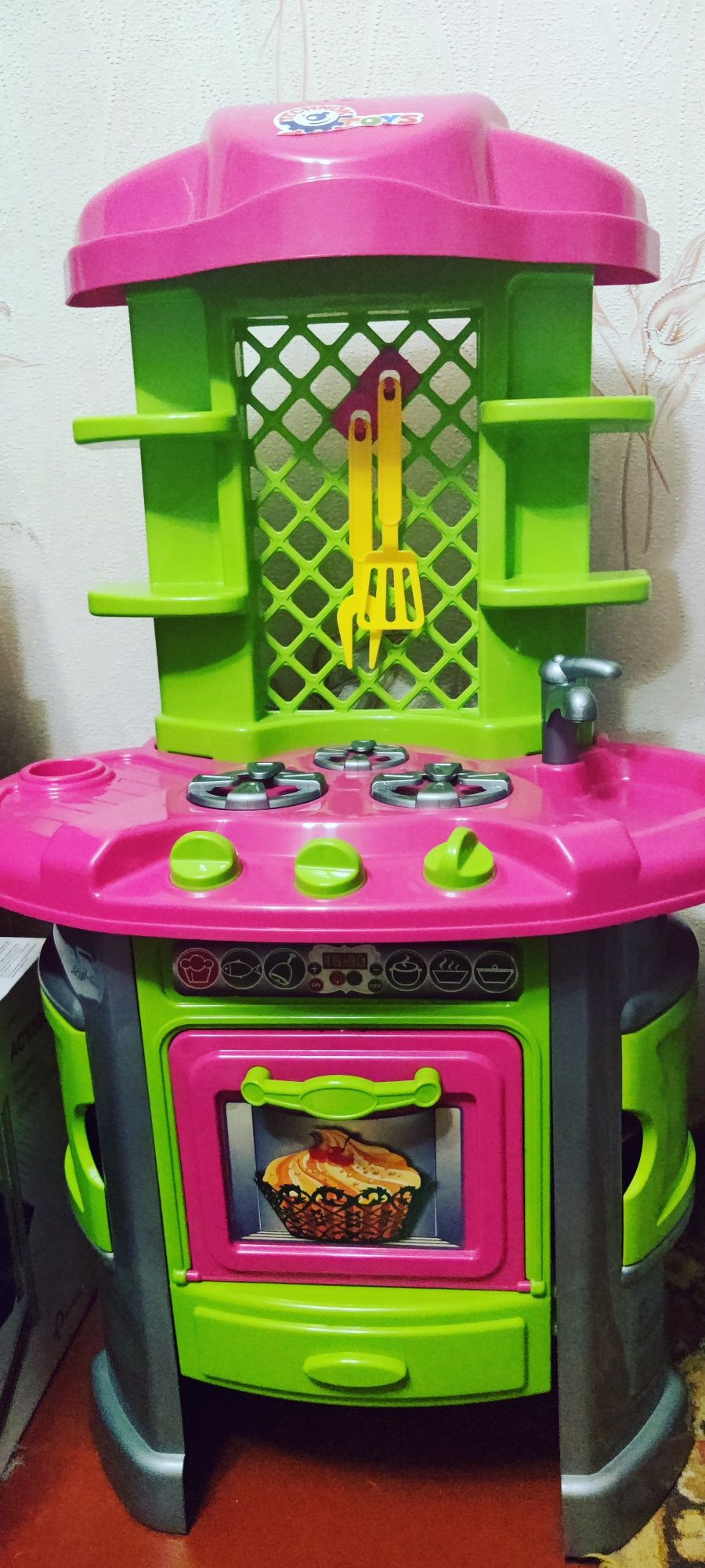 Дитяча кухня з посудою Technok Toys