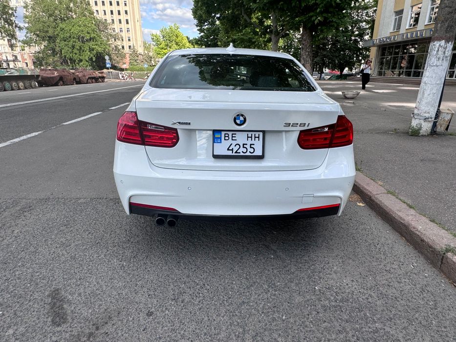 Продаж БМВ 328 X Drive M performance повний привід