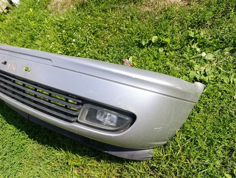 Бампер передній Opel Zafira A Опель Зафіра А