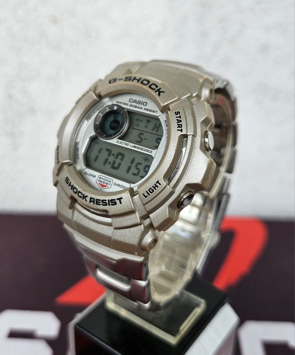 G-2000 Screwback vintage-G Casio G-shock 2000