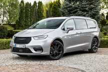 Chrysler Pacifica Chrysler Pacifica "S" 8-osobowa, Kamery 360⁰ Radar BOGATA
