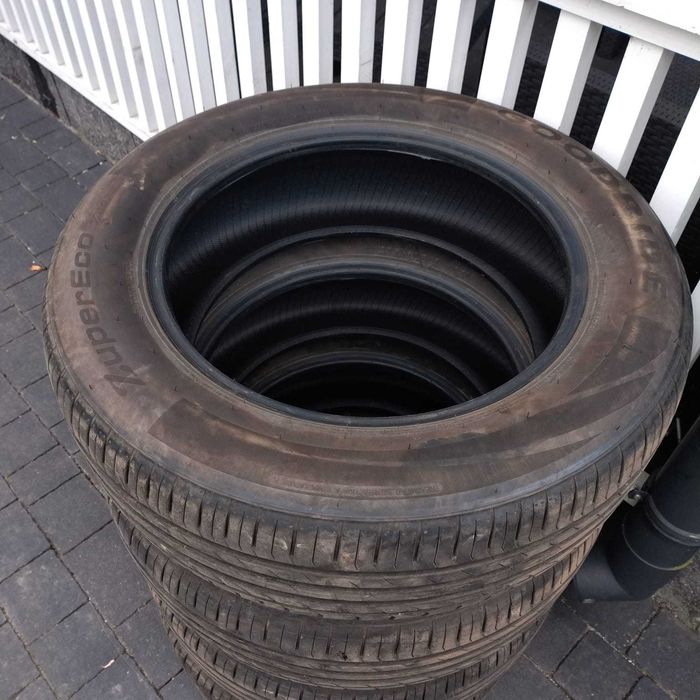 Opony Goodride ZuperEco Z-107 235/60 R18 - komplet