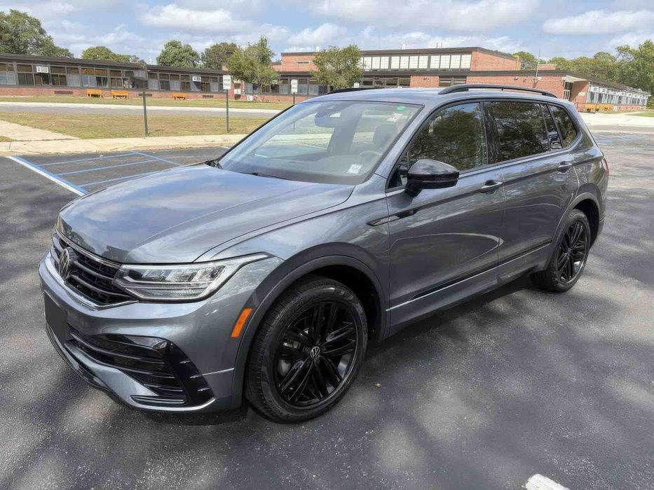Volkswagen Tiguan SE R-Line Black 4Motion      2022