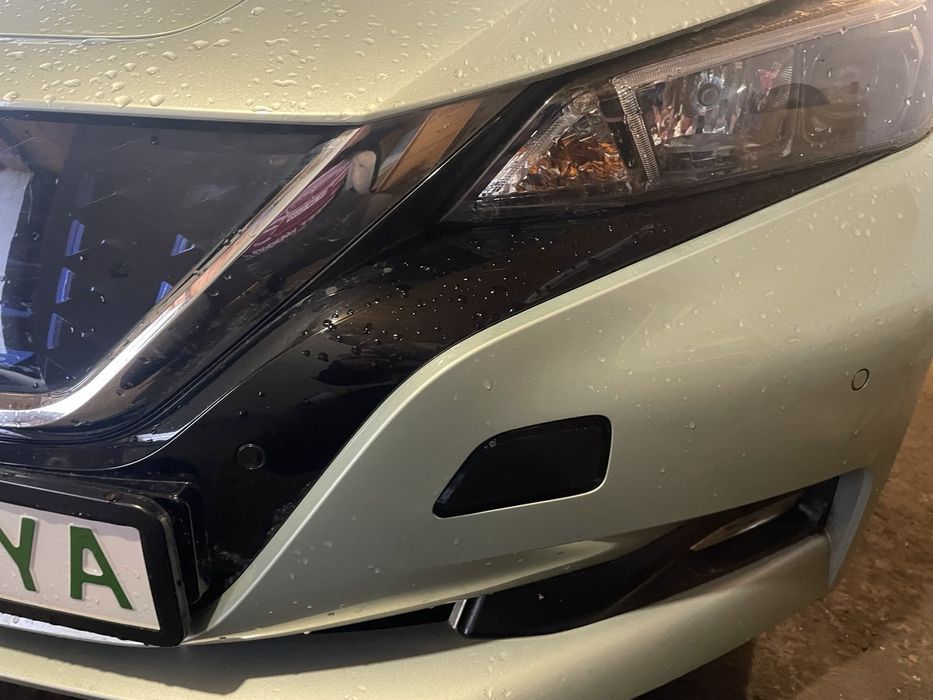 Заглушка в бампер Leaf Bolt Zoe Model 3 Y I3 Kangoo Cayenne