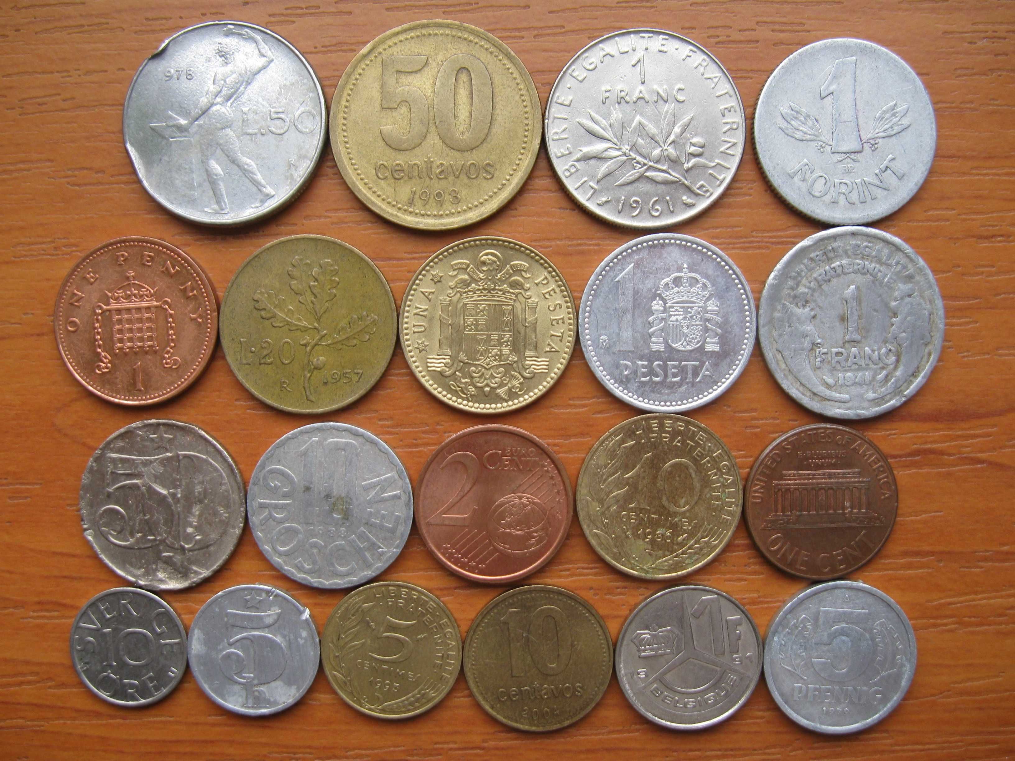 20 разных монет №104