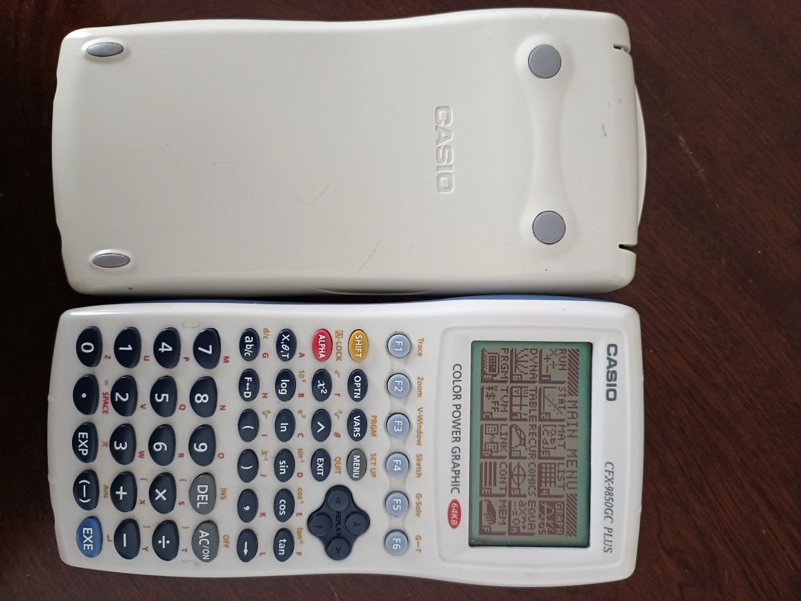 Máquina de calcular gráfica Casio CFX-9850