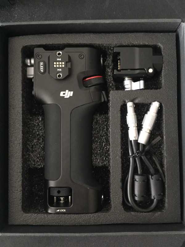 Przewodowy uchwyt sterowania DJI RS2 / RS 3 Pro