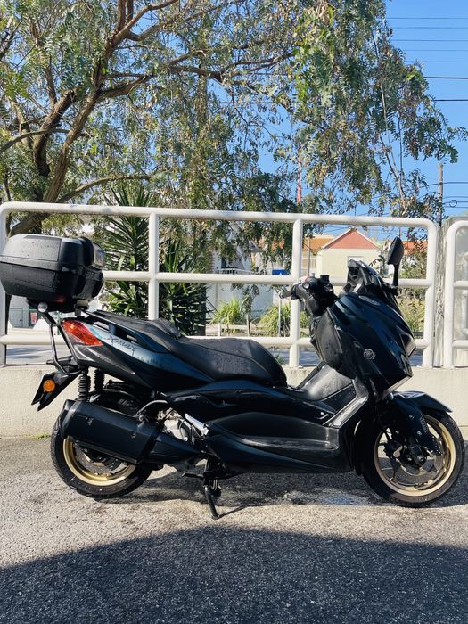 Yamaha X-Max 300 Tech Max 2022
