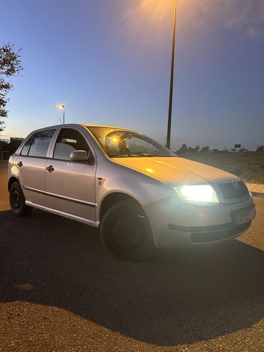 Skoda Fabia 1.4 Mpi (para despachar)