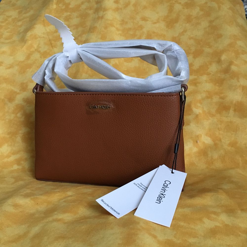 Torebka Calvin Klein cognac crossbody