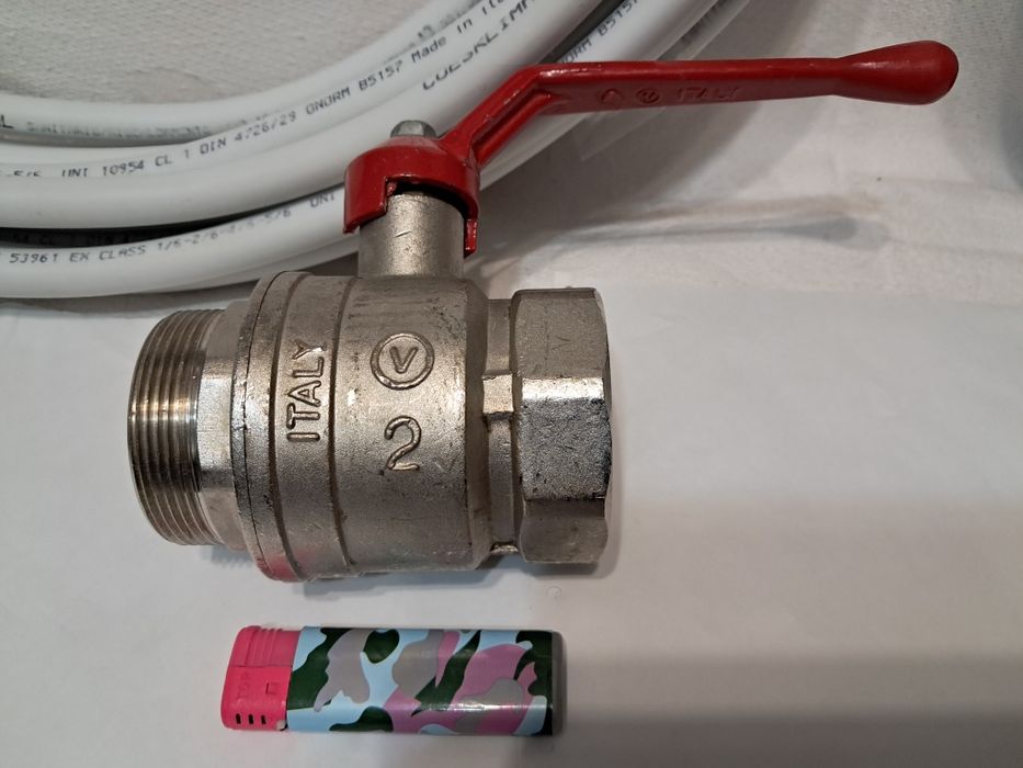 Сантехнічні вироби різні.