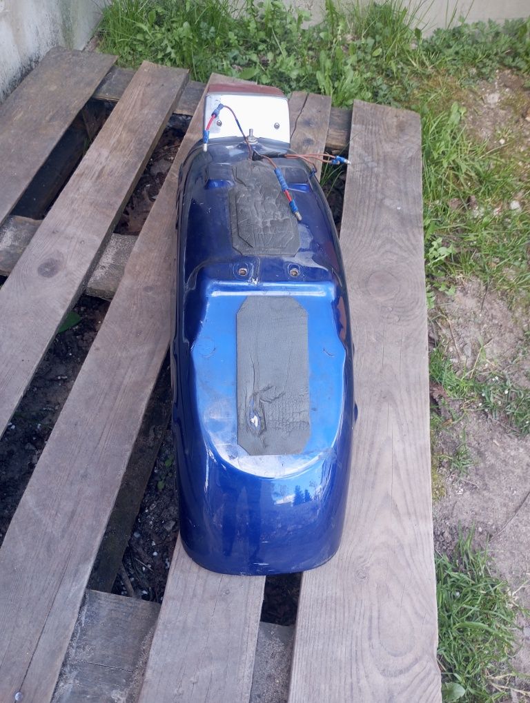 Błotnik tylny tylni SV 1400 Suzuki nadkole intruder vx51l lampa nr1.47