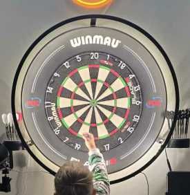 Winmau Plasma + Uchwyty i Kamery Autodarts