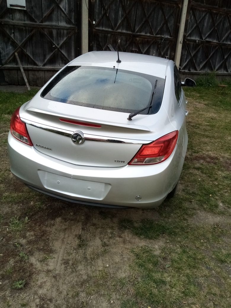 Opel insignia HB klapa tył tylna z176