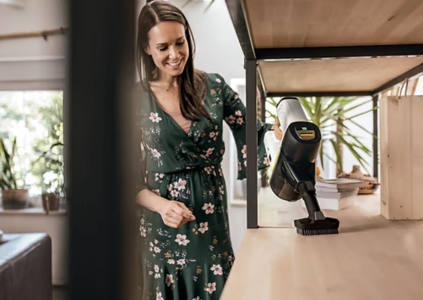 Пылесос ручной для дома Karcher VC 6 Cordless ourFamily (1.198-670.0)