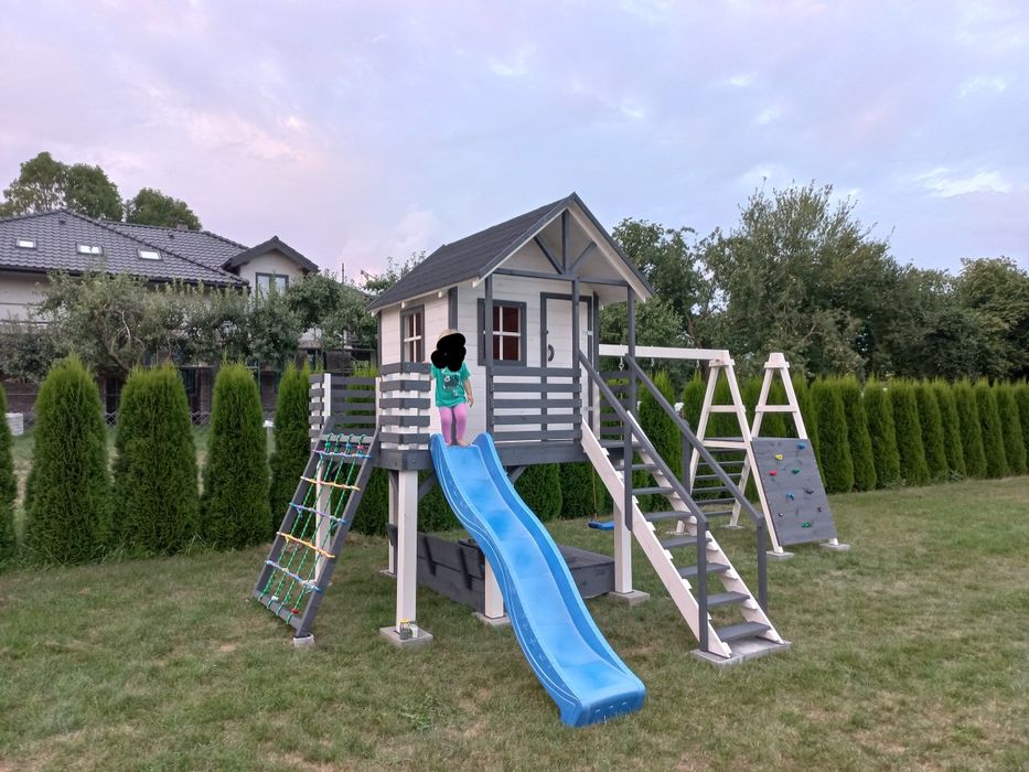 Plac zabaw Domek dla dzieci