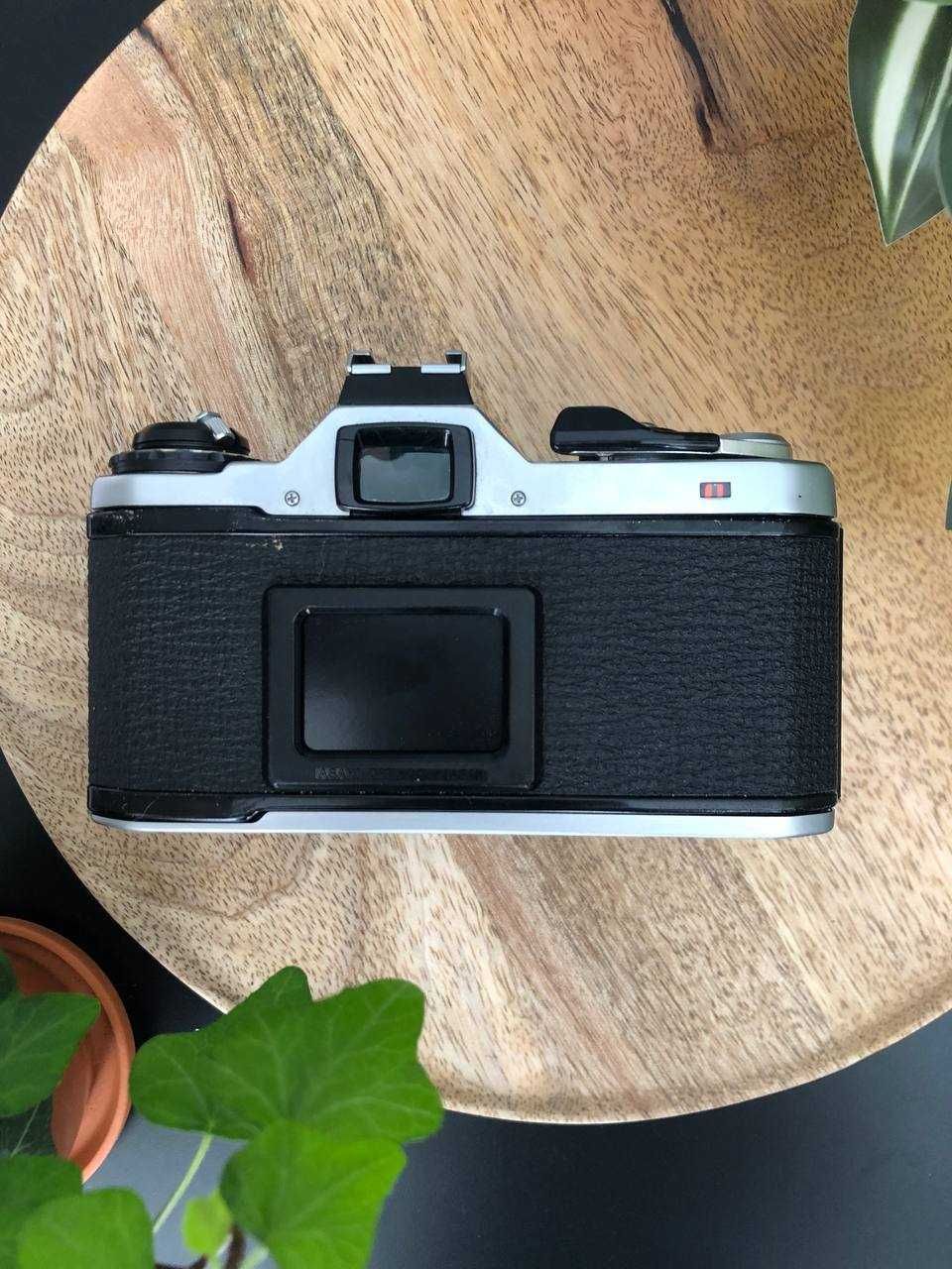 Фотокамера Pentax Me з Обєктивом SMC Pentax M 50mm f/2