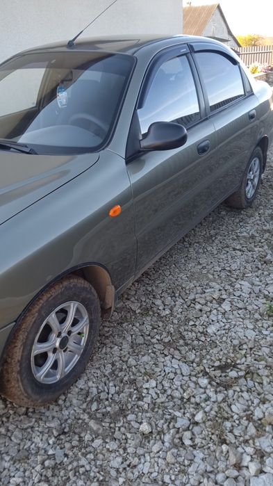 Продається автомобіль Daewoo sens