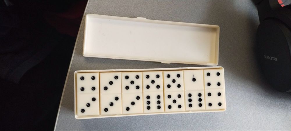 Домино  доміно настільна гра