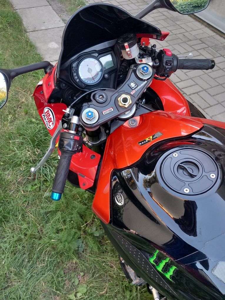 Suzuki gsx-r 750 gsxr 750 k7 k8 k9