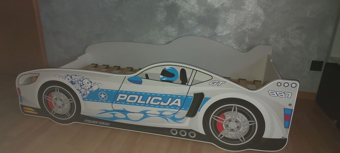 Łóżko dziecięce, policja