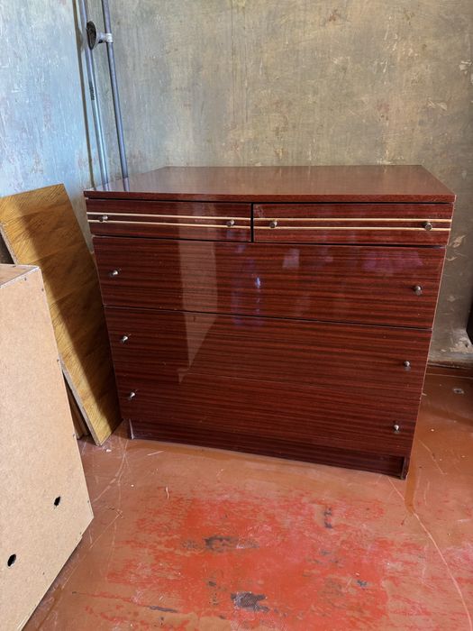 Продам комод в хорошем состоянии