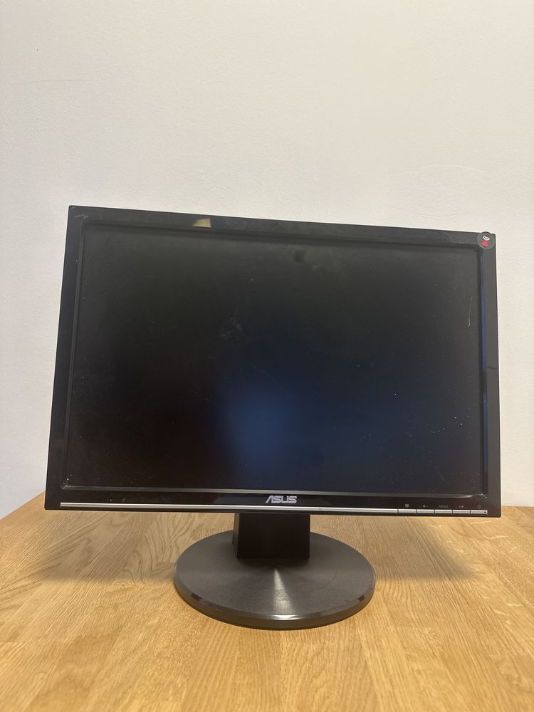 Zestaw 4 x monitor: hp, lg, asus, dell